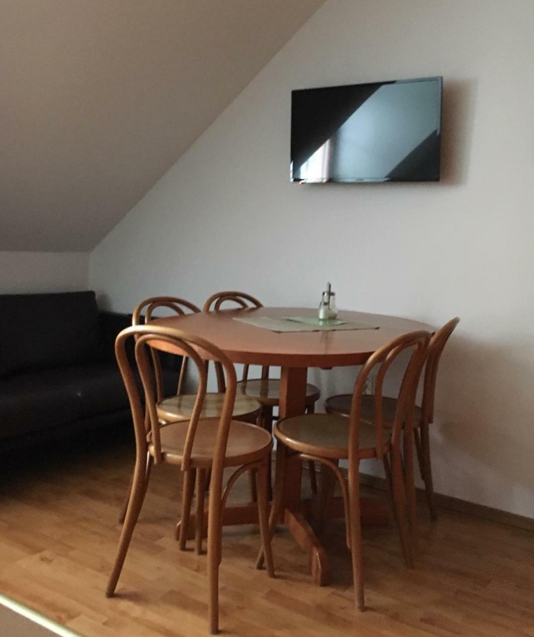 Apartmany Solum 迪马诺卡多林纳 外观 照片